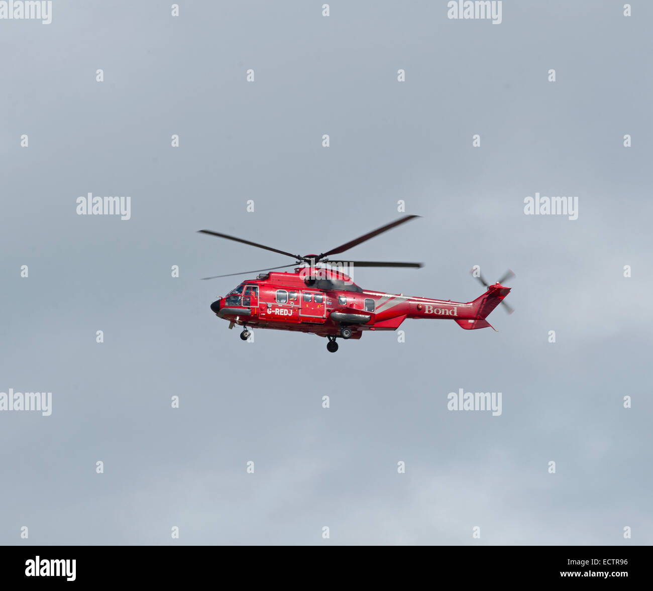 Bond Offshore industries Eurocopter AS332L2 Super Puma Helibus, Aberdeen Dyce Airport.  SCO 9368. Stock Photo