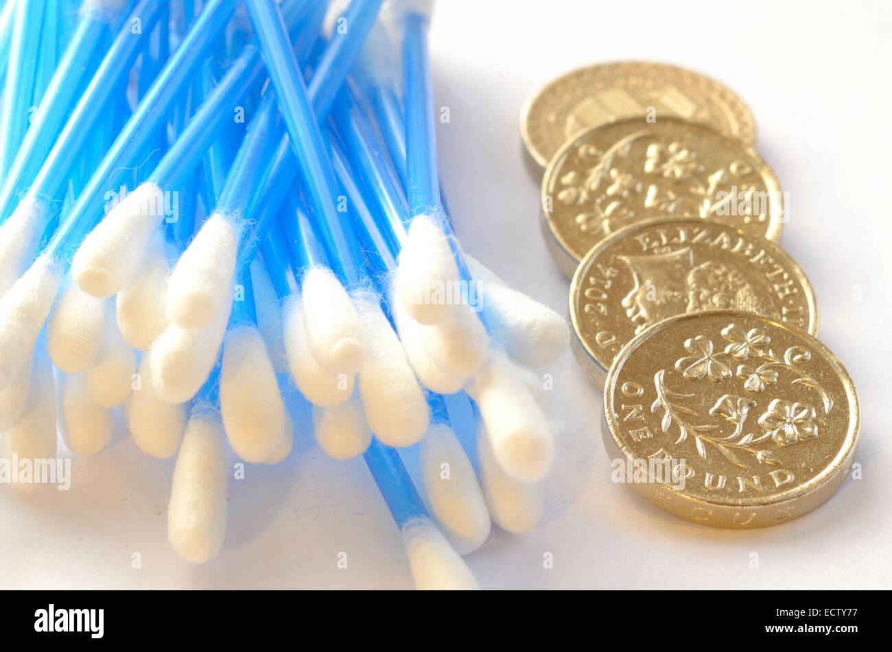 Current british coins hi-res stock photography and images - Alamy