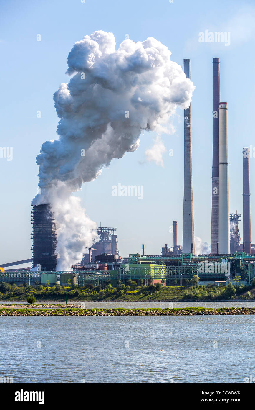 Coking plant Schwelgern in Duisburg, produced 2.5 million tons of coke ...