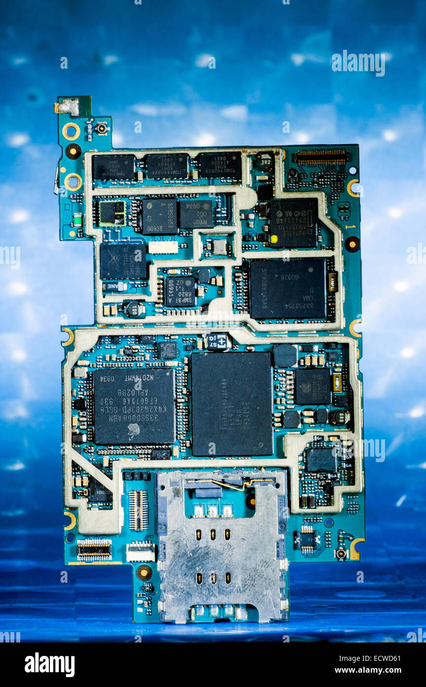 Smart phone motherboard in studio setting Stock Photo - Alamy