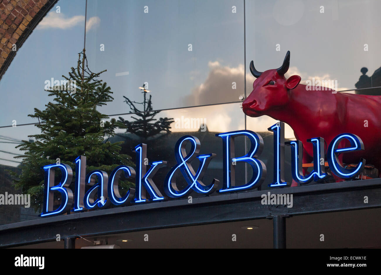 Black & Blue restaurant at Borough Market, Southwark, London Stock Photo