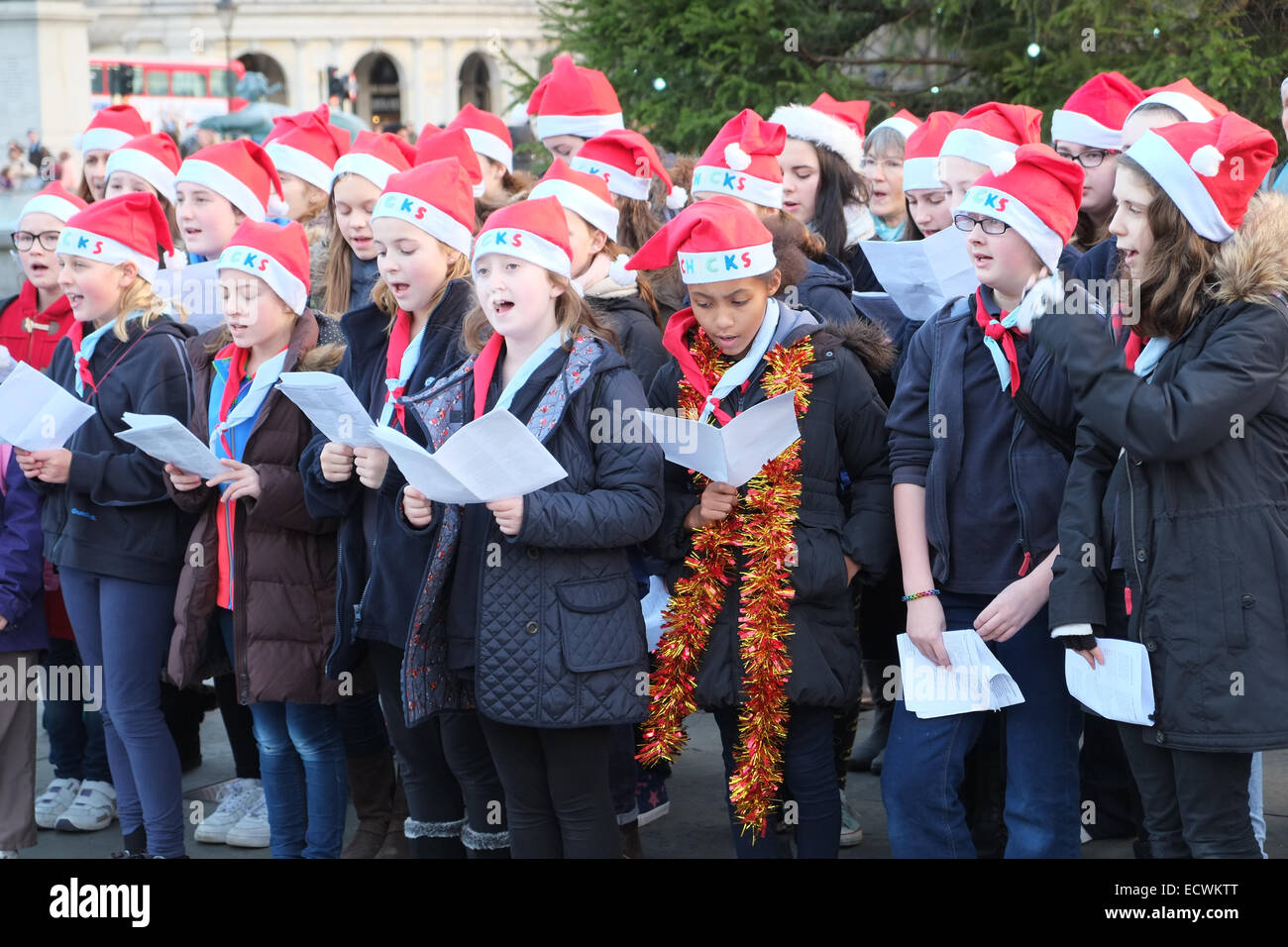 Group children singing christmas carols hires stock photography and