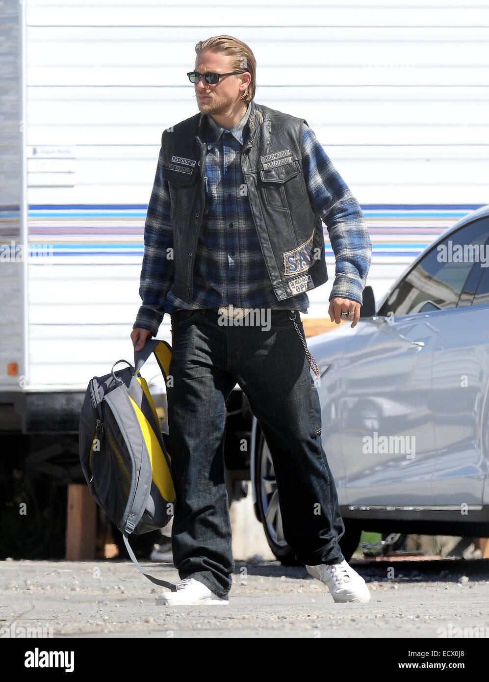Charlie hunnam 2024 harley davidson