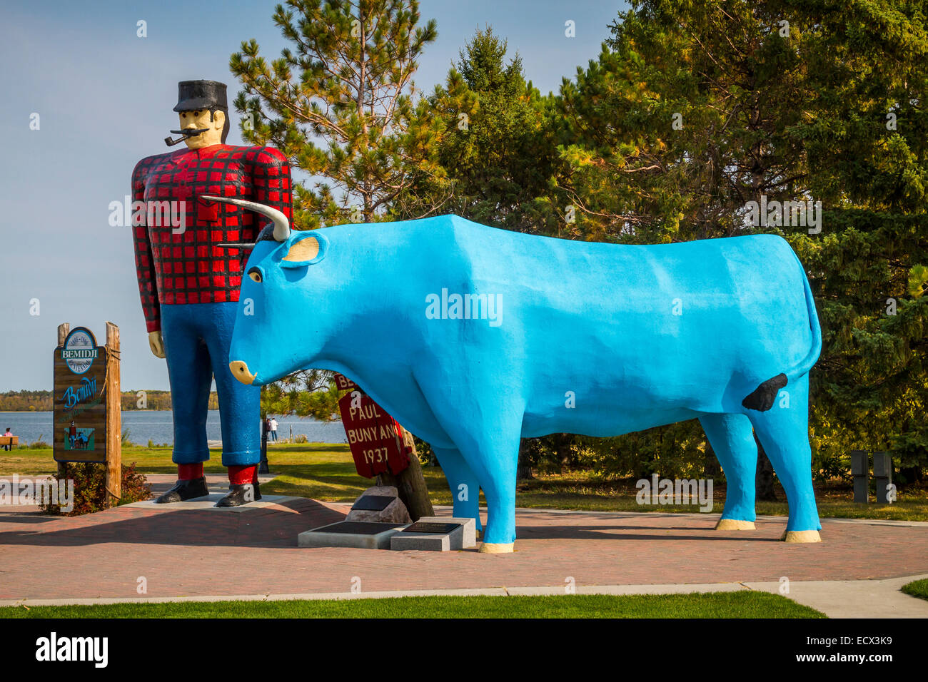 Legendary Paul Bunyan and Babe his blue ox at a park in Bemidji, Minnesota, USA. Stock Photo