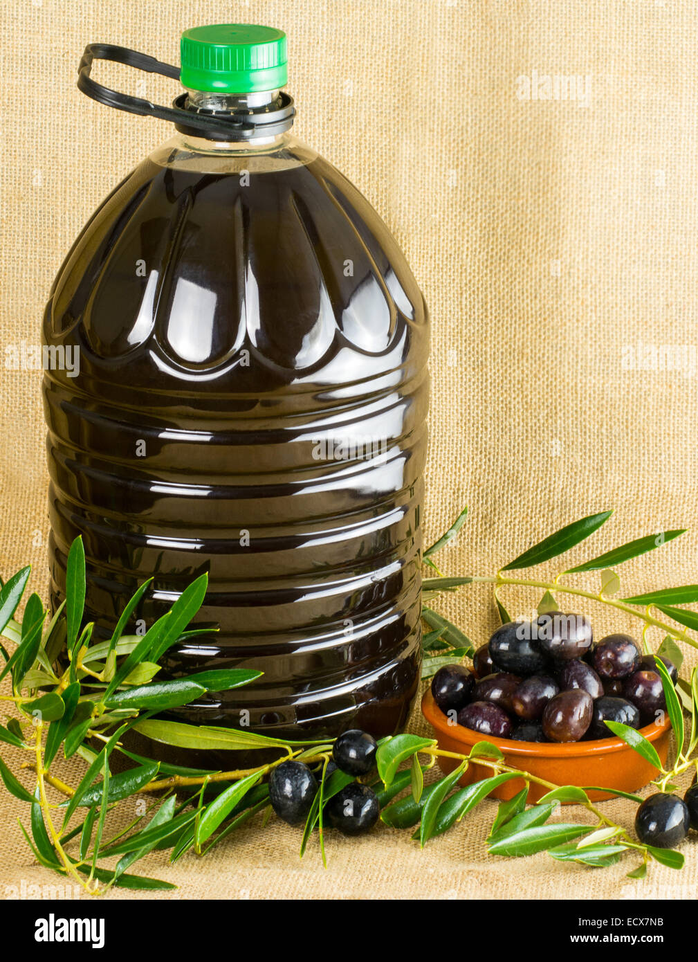 5 litre container hi-res stock photography and images - Alamy