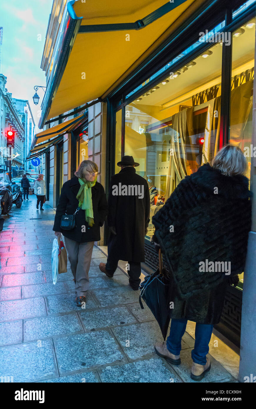 Luxury shopping paris hi-res stock photography and images - Alamy