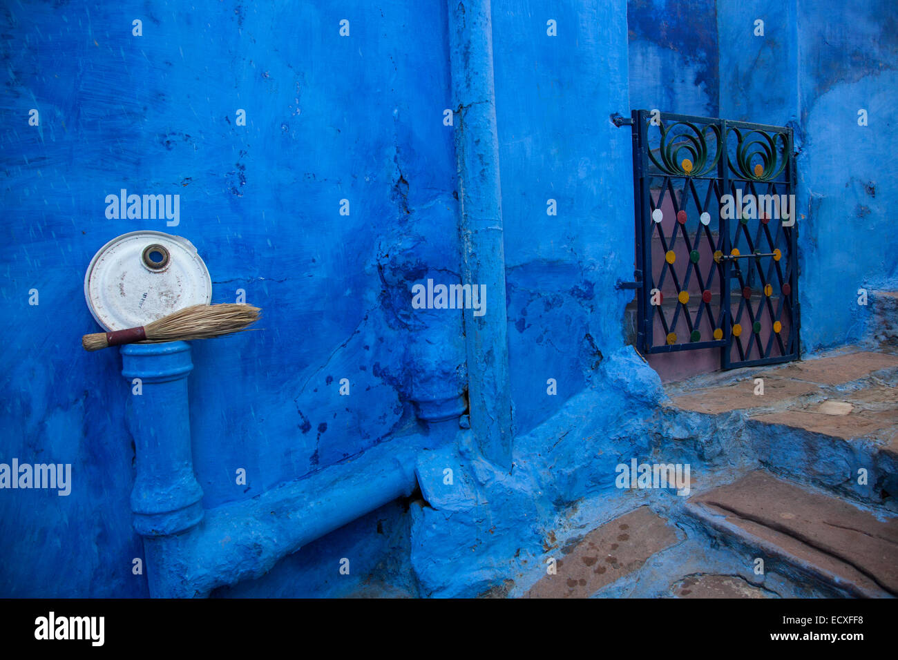 blue-house-in-jodhpur-the-blue-city-india-stock-photo-alamy