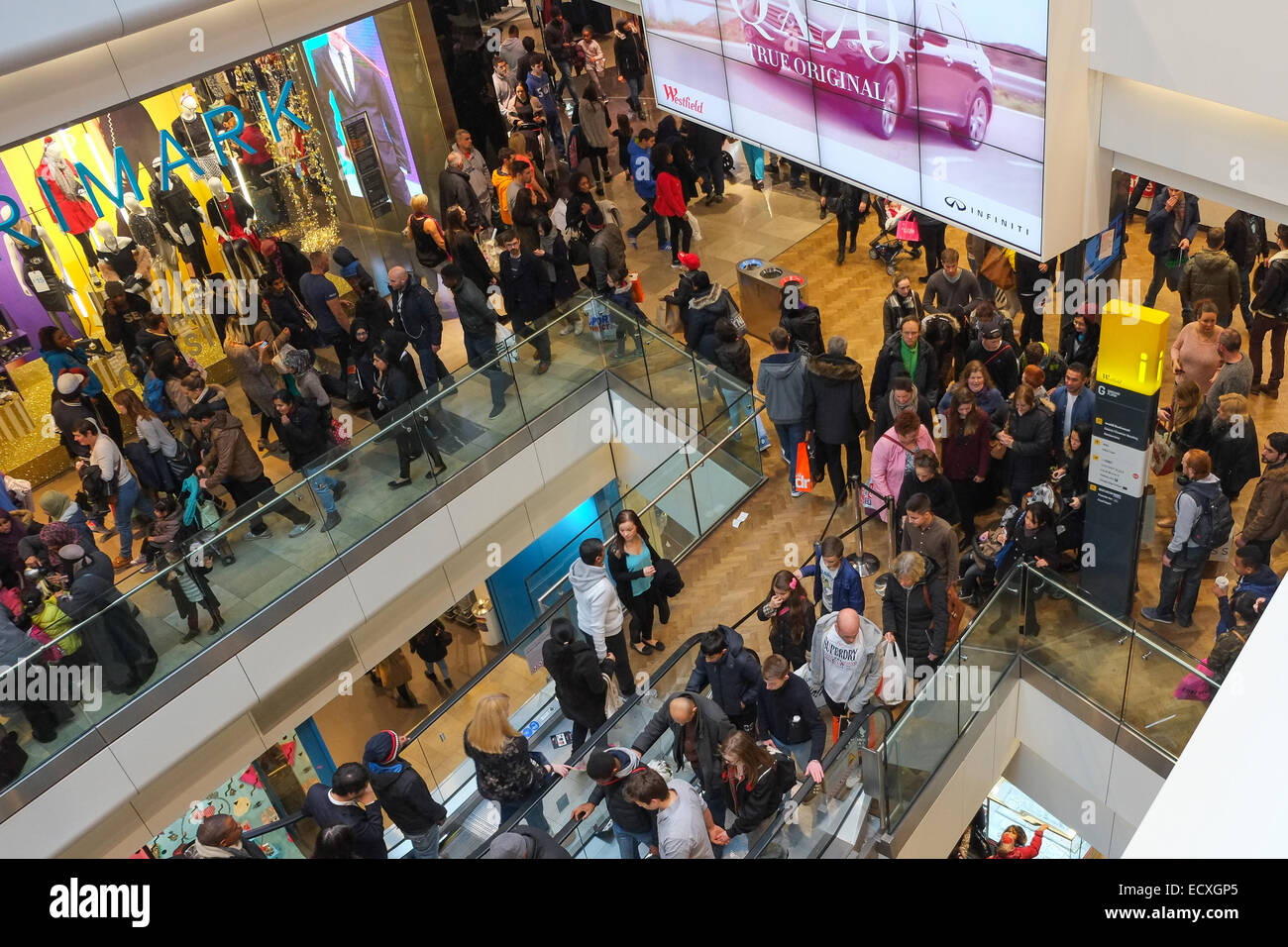 Westfield London Christmas High Resolution Stock Photography and Images -  Alamy