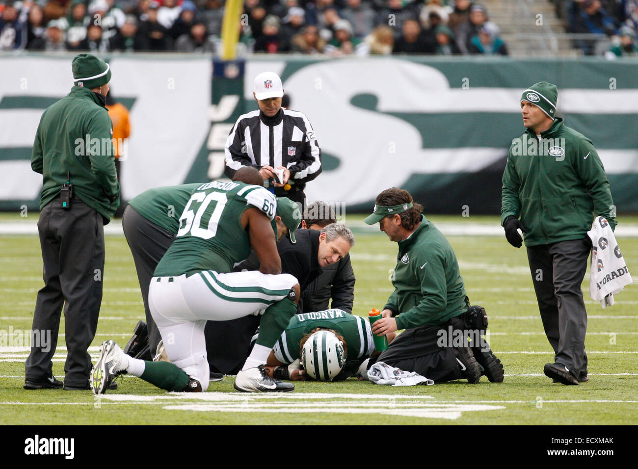 Nick mangold new york jets hi-res stock photography and images - Alamy