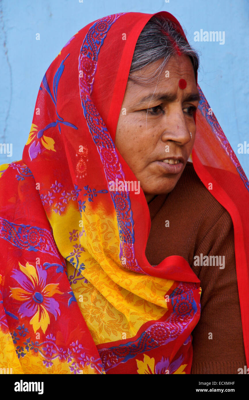 Woman in colorful veil, Jodhpur, Rajasthan, India Stock Photo