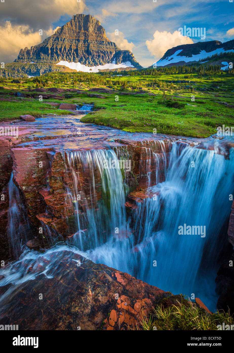 logan pass in glacier national park located in the us state of montana ECXT5D