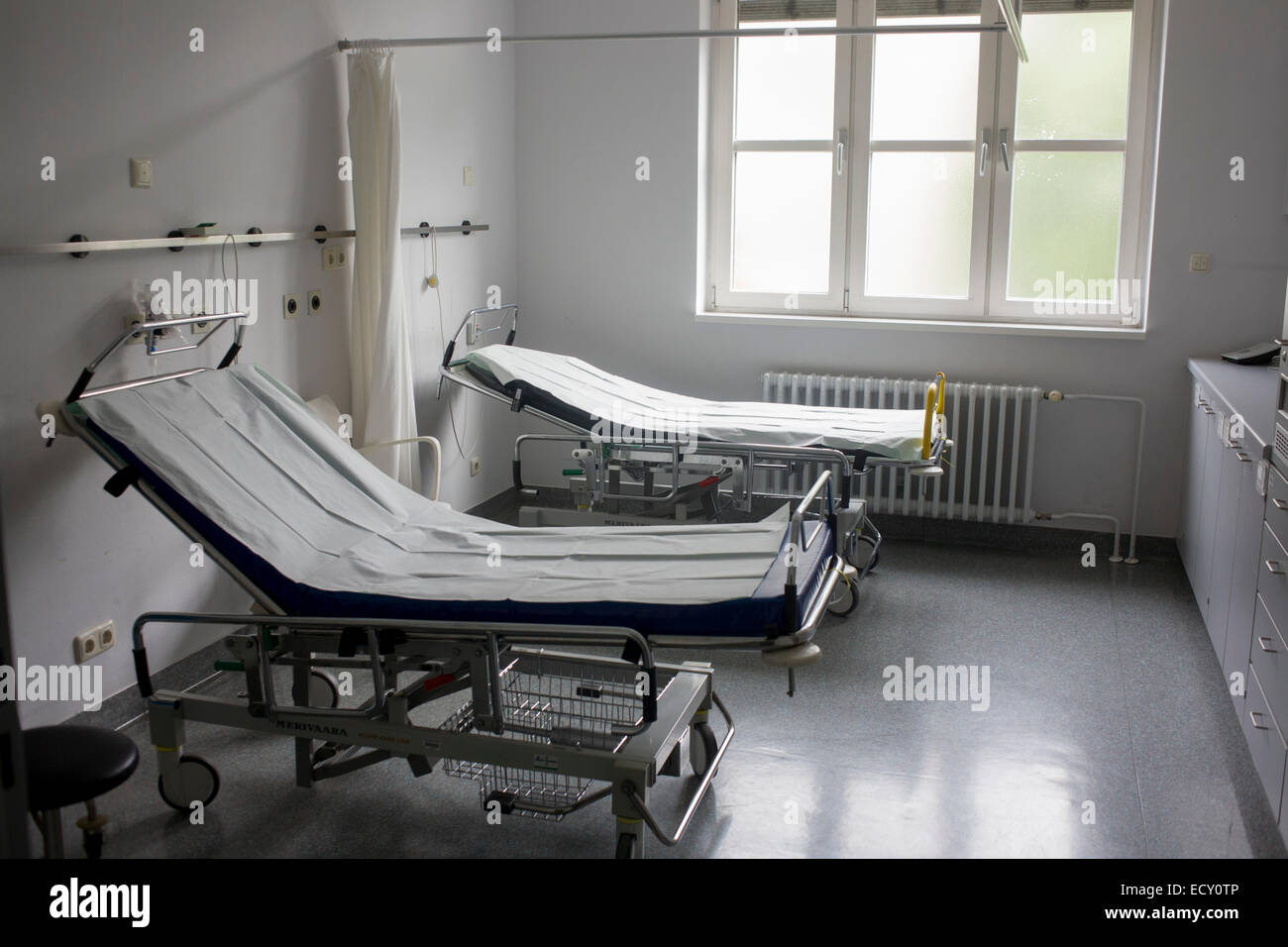 Hospital wards hires stock photography and images Alamy