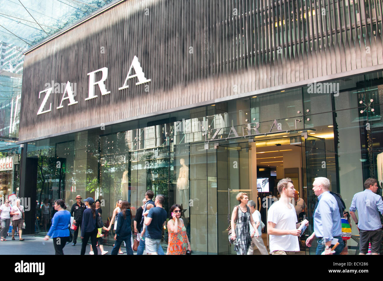 Spanish retailer Zara flagship Sydney store in Pitt street,sydney,australia  Stock Photo - Alamy