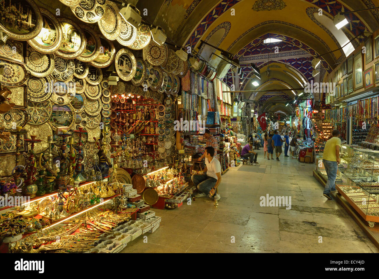 Shops and people in the covered Grand Bazaar, Istanbul, Turkey Stock