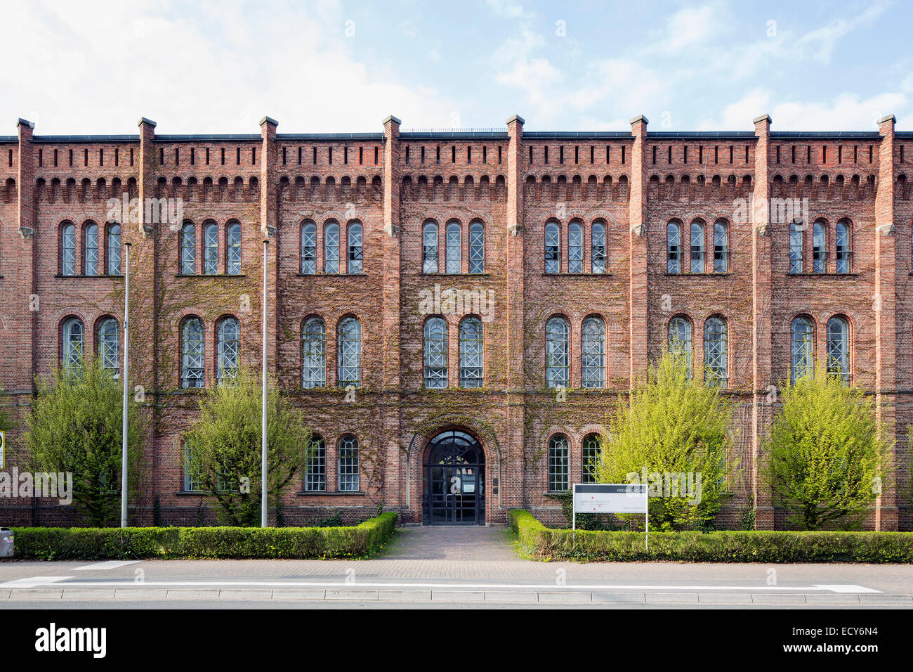 Main building of the architecture department, Jade University, Oldenburg,  Lower Saxony, Germany Stock Photo - Alamy