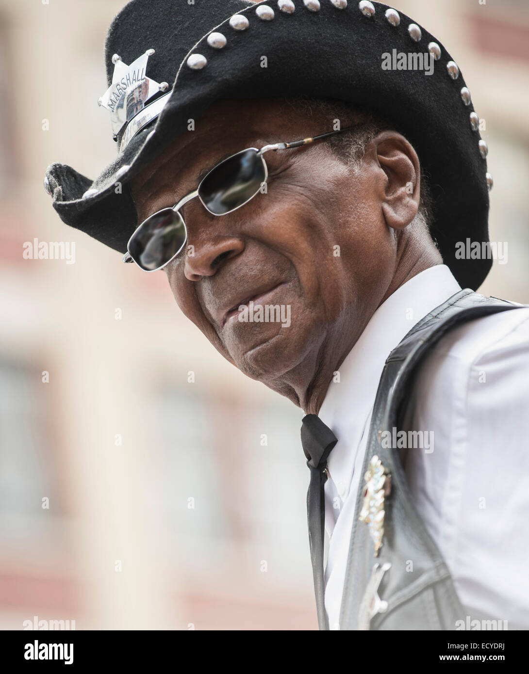 Senior African American man wearing cowboy hat Stock Photo Alamy