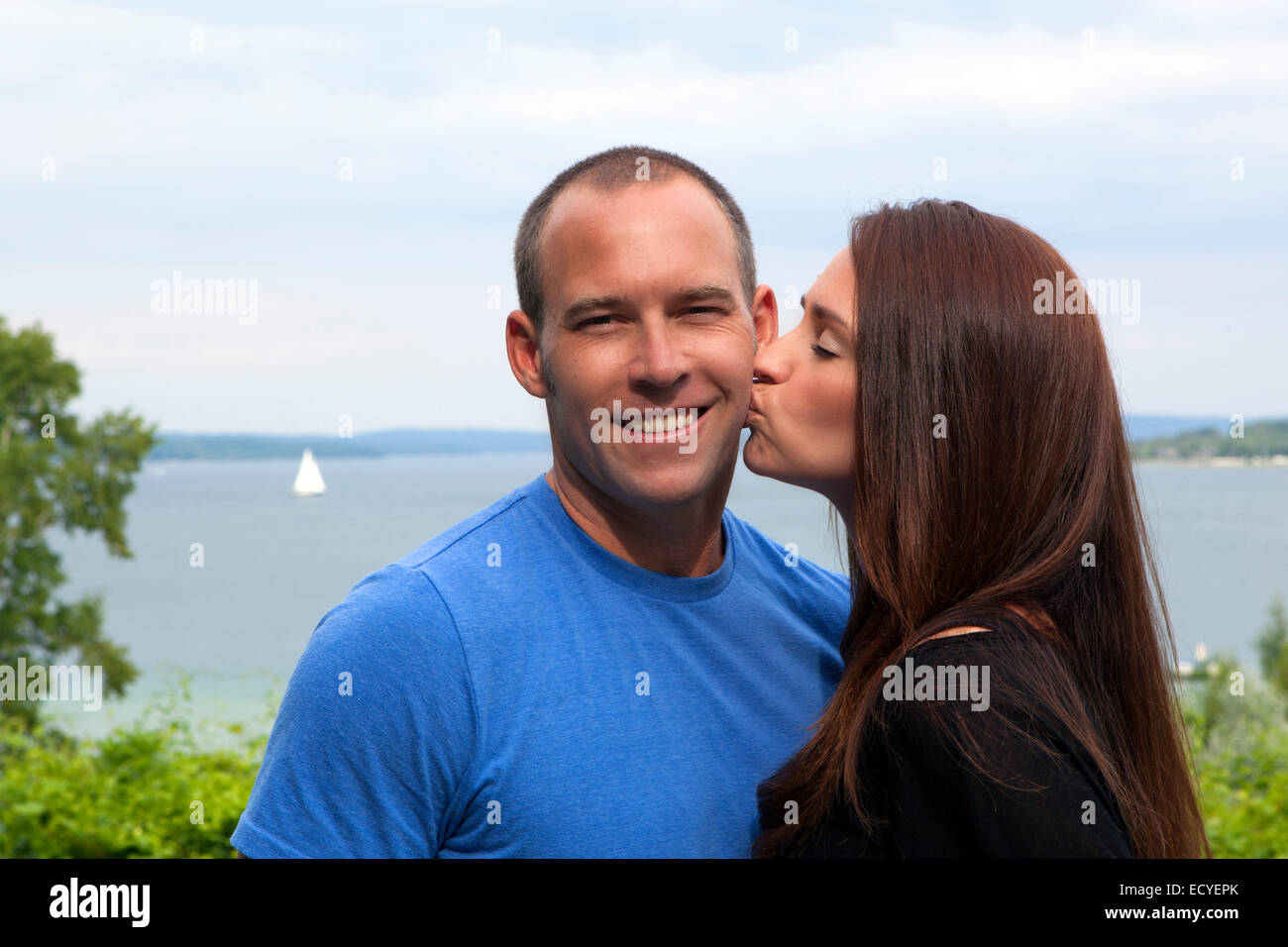 Man kissing women hi-res stock photography and images - Alamy