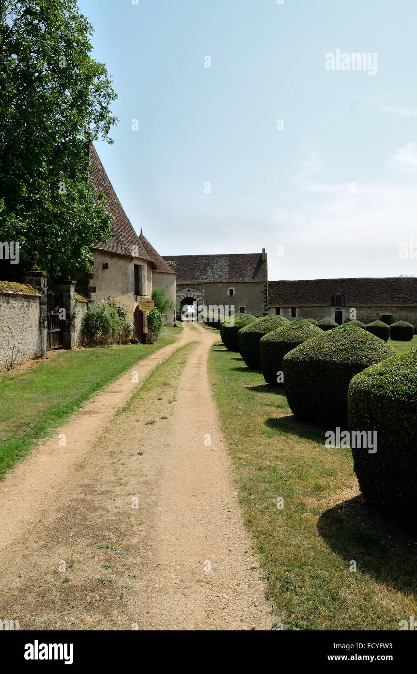 A la découverte du chateau de Boucard, au coeur des vignobles du coeur de France. Stock Photo