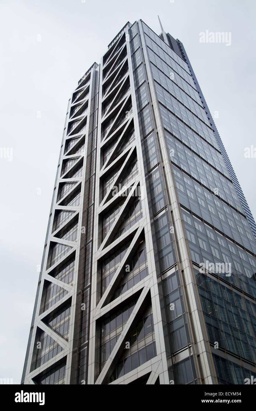 Skyscraper framework hi-res stock photography and images - Alamy