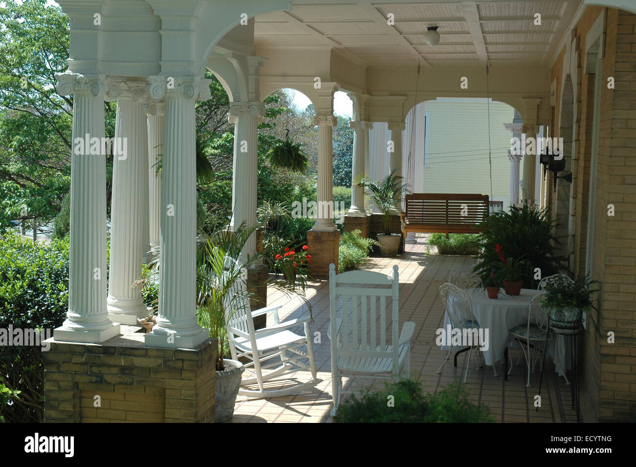 Southern belle hires stock photography and images Alamy