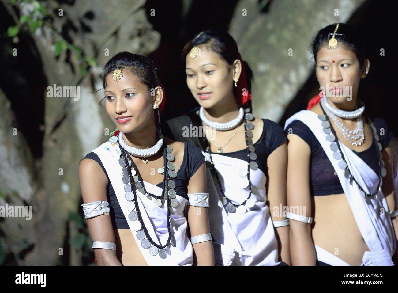 Patihani Nepal October 13 Girls Of The Tharu People In Their Traditional Dressing Perform
