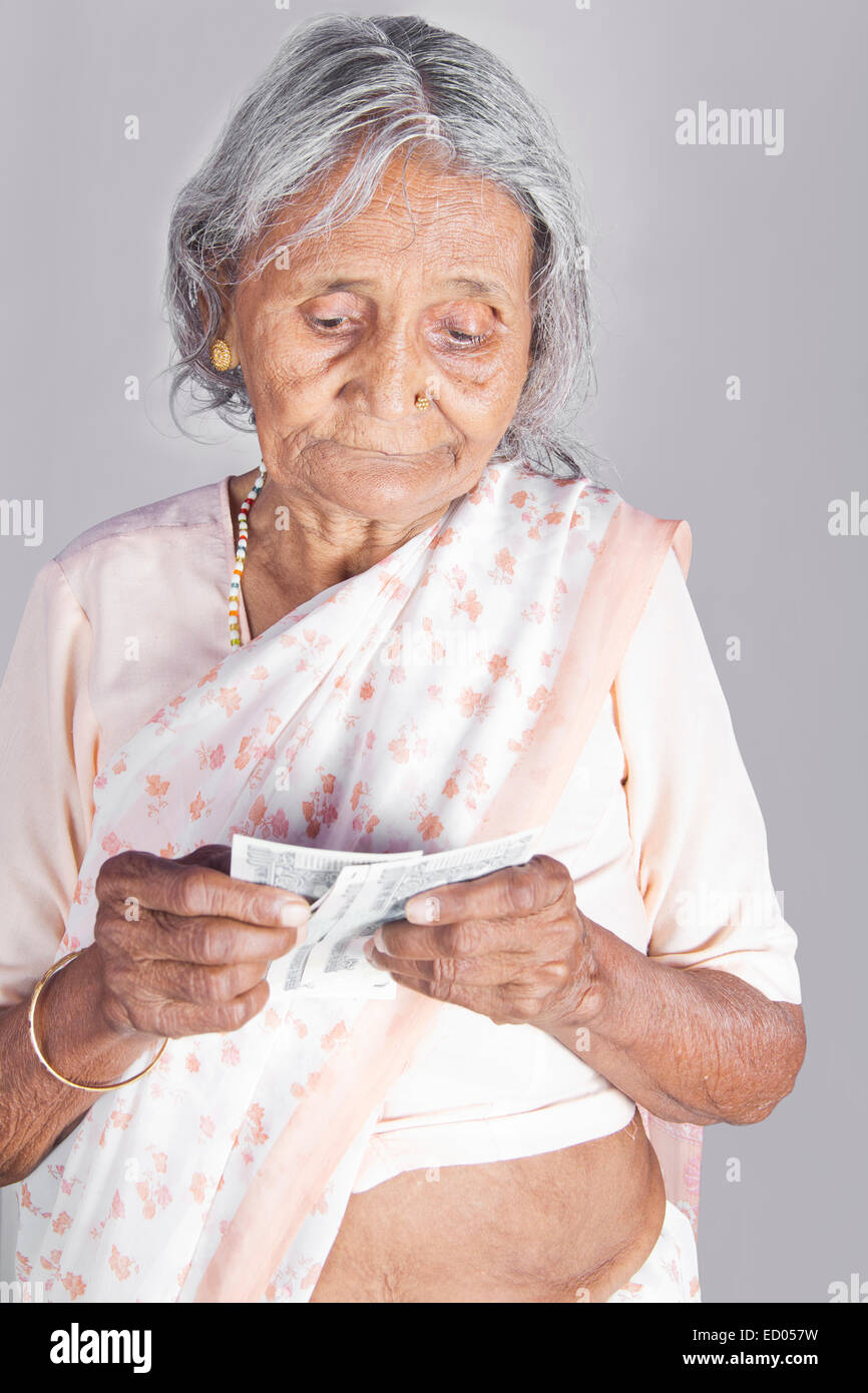 Indian old lady money hi-res stock photography and images - Alamy