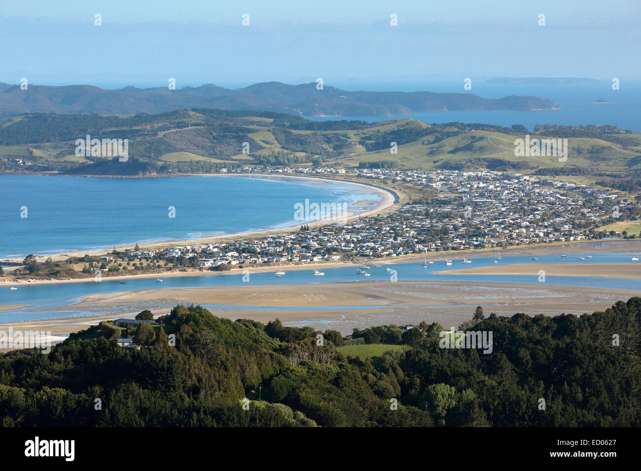 Scenic view of Omaha beach coastal settlement, New Zealand Stock Photo