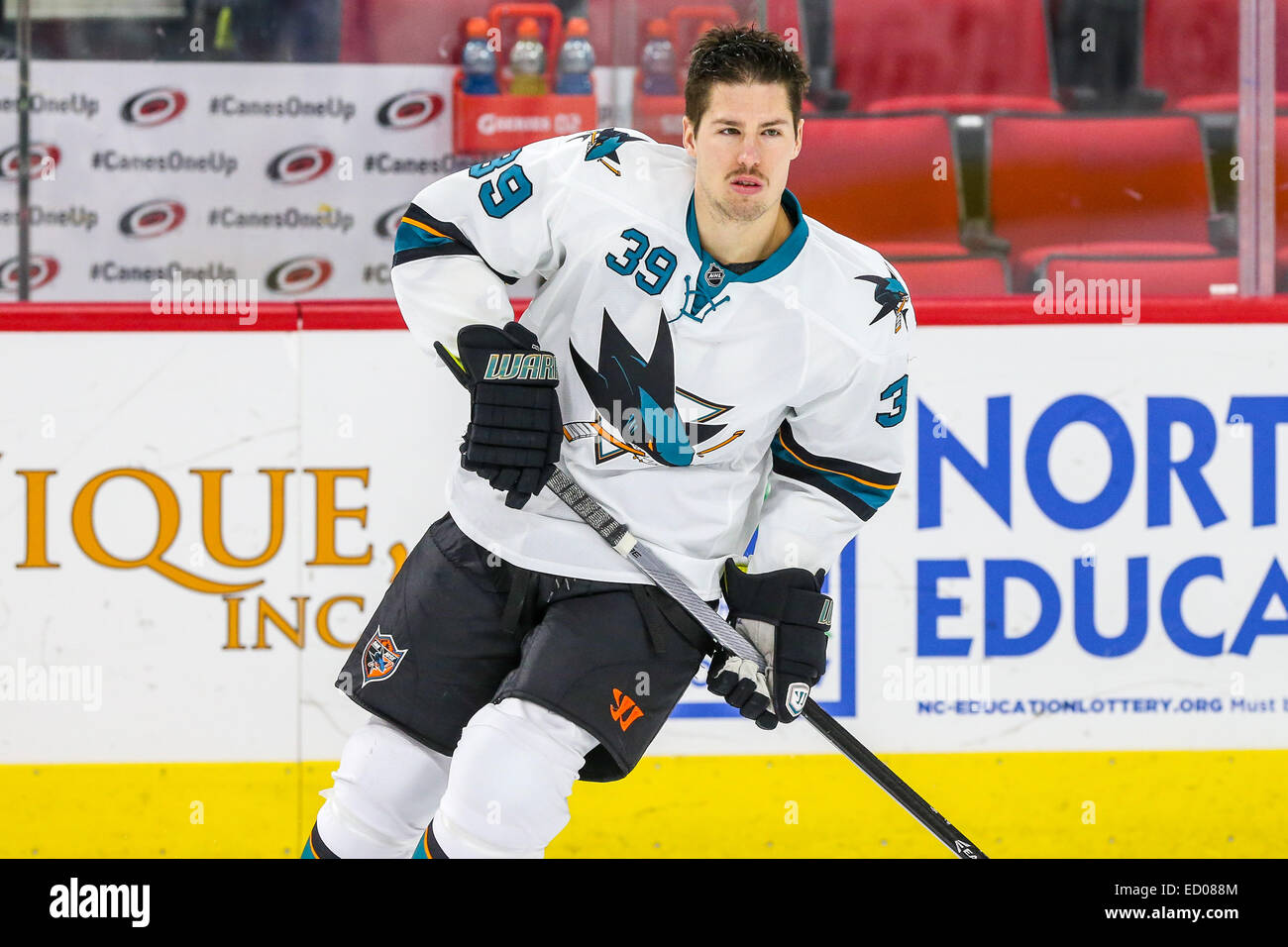 Logan Couture of the San Jose Sharks pursies Drew Doughty of the Los  News Photo - Getty Images