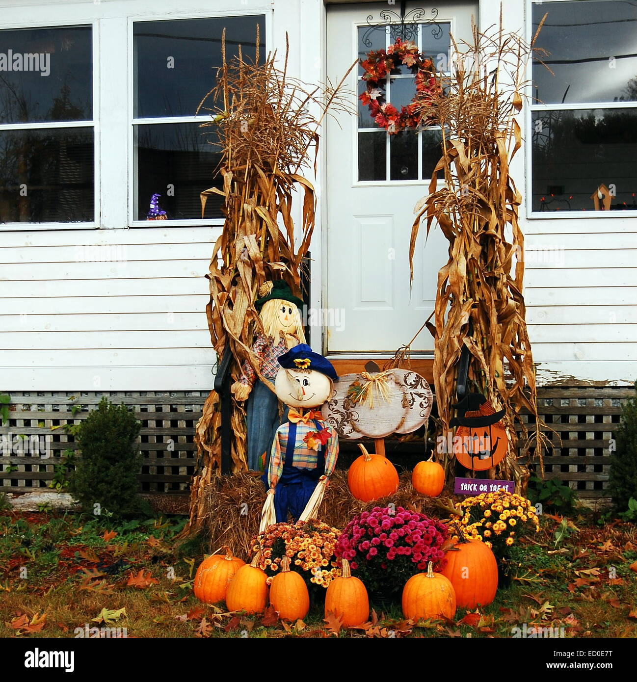 Halloween decoration outside building hi-res stock photography and ...