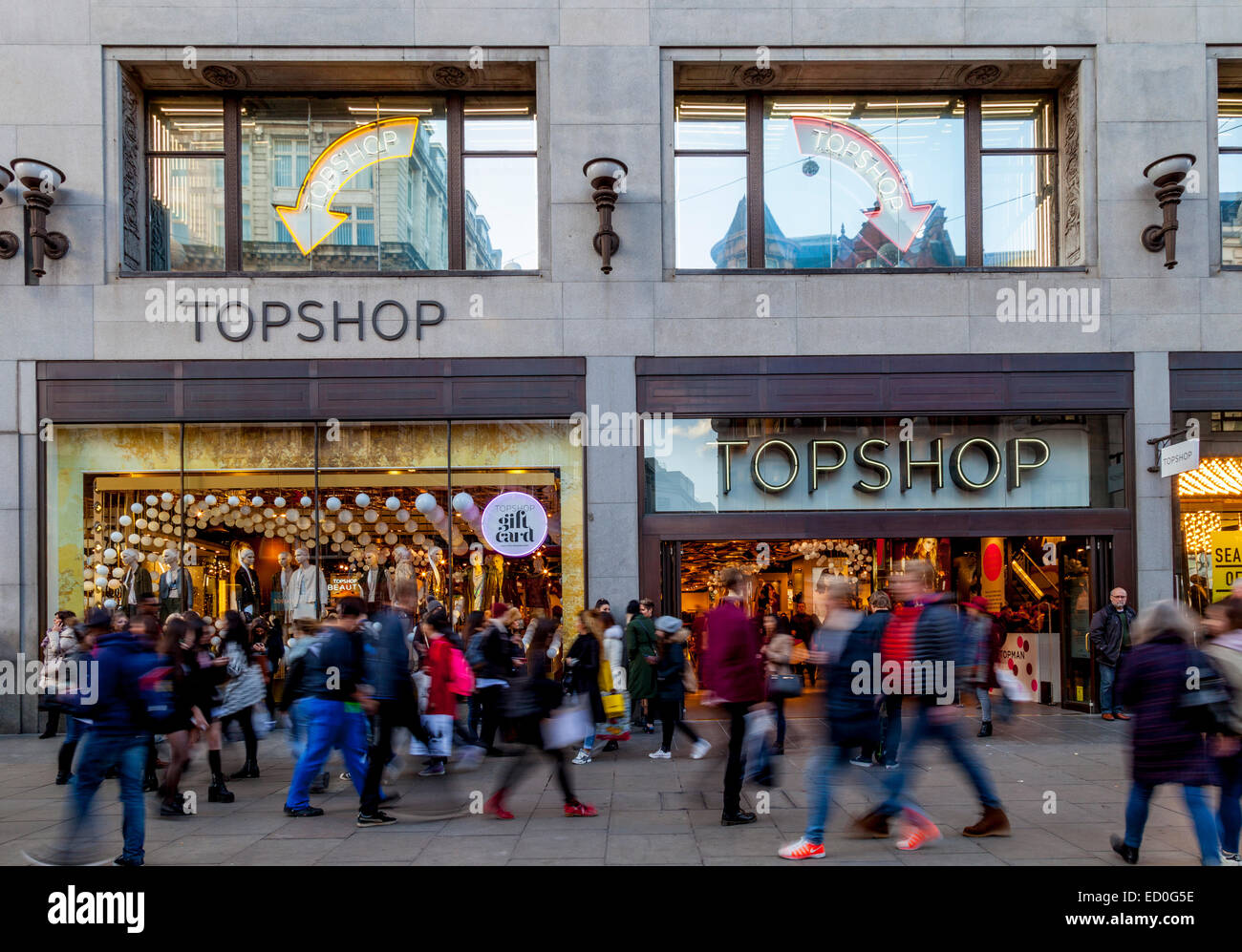 Topshop oxford street london hi-res stock photography and images - Alamy