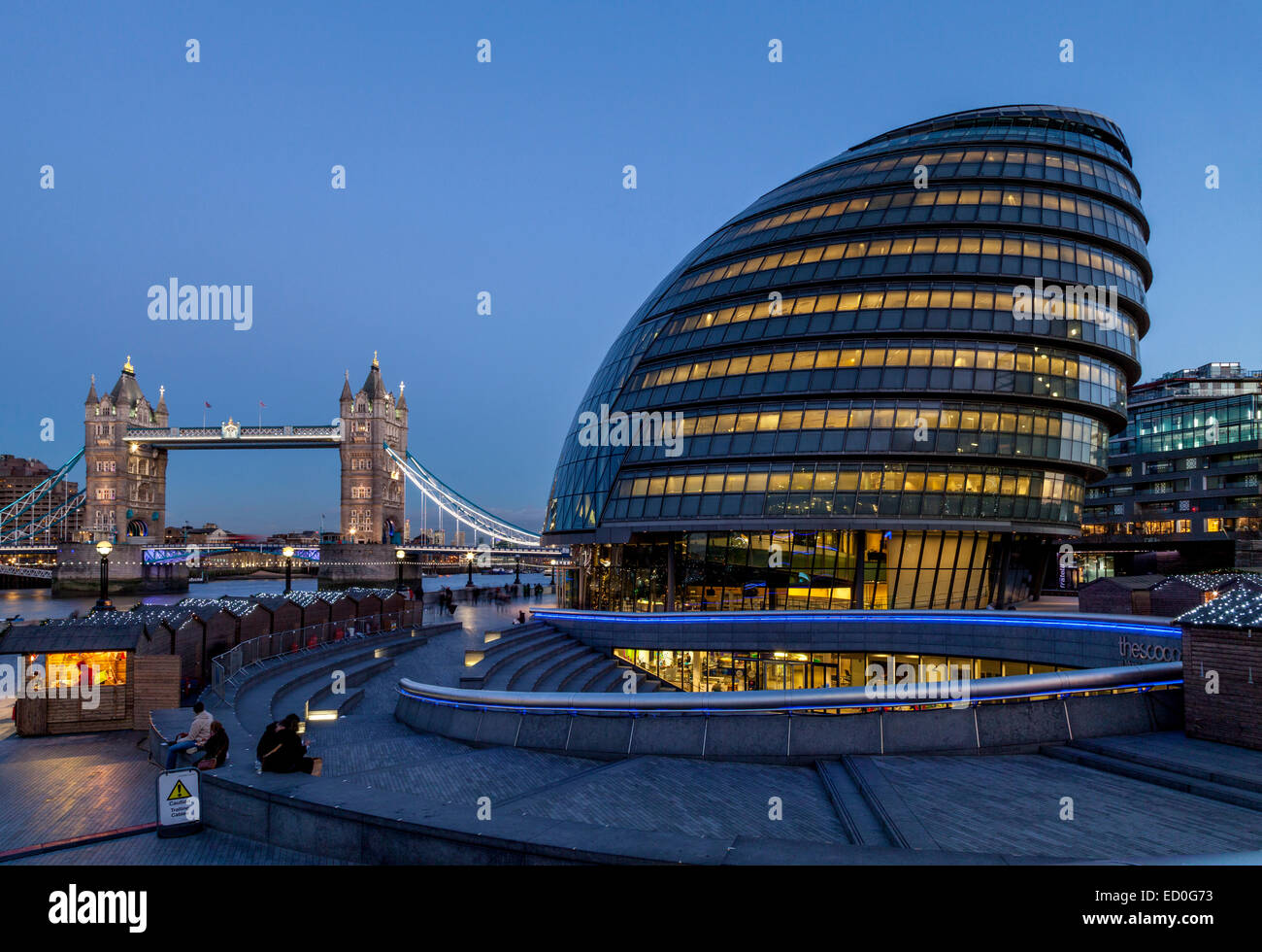 Modern food hall london hi-res stock photography and images - Alamy