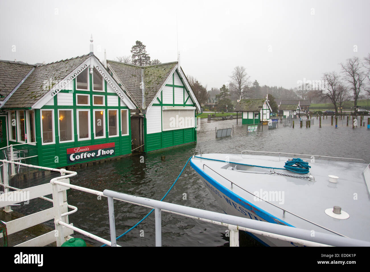 Bowness on Windermere Cumbria UK 23 December 2014. UK Weather Lake