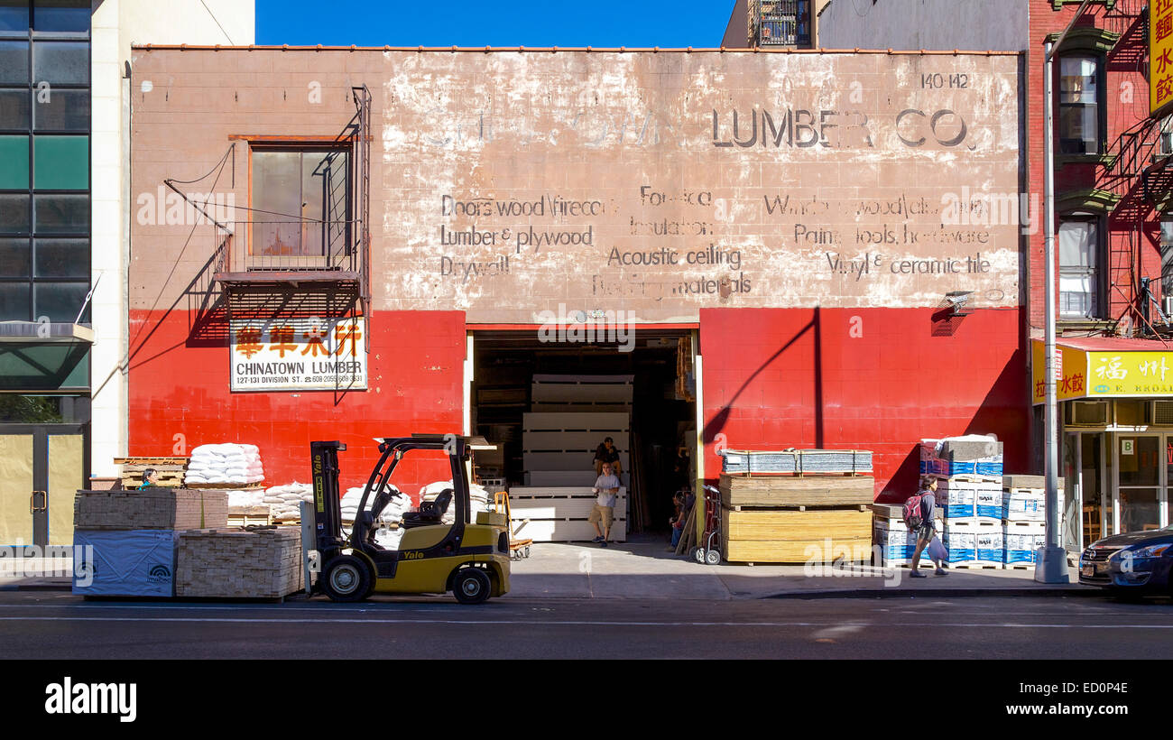 Chinatown Lumber Co., a business in the Lower East Side of New York, NY, USA. Stock Photo
