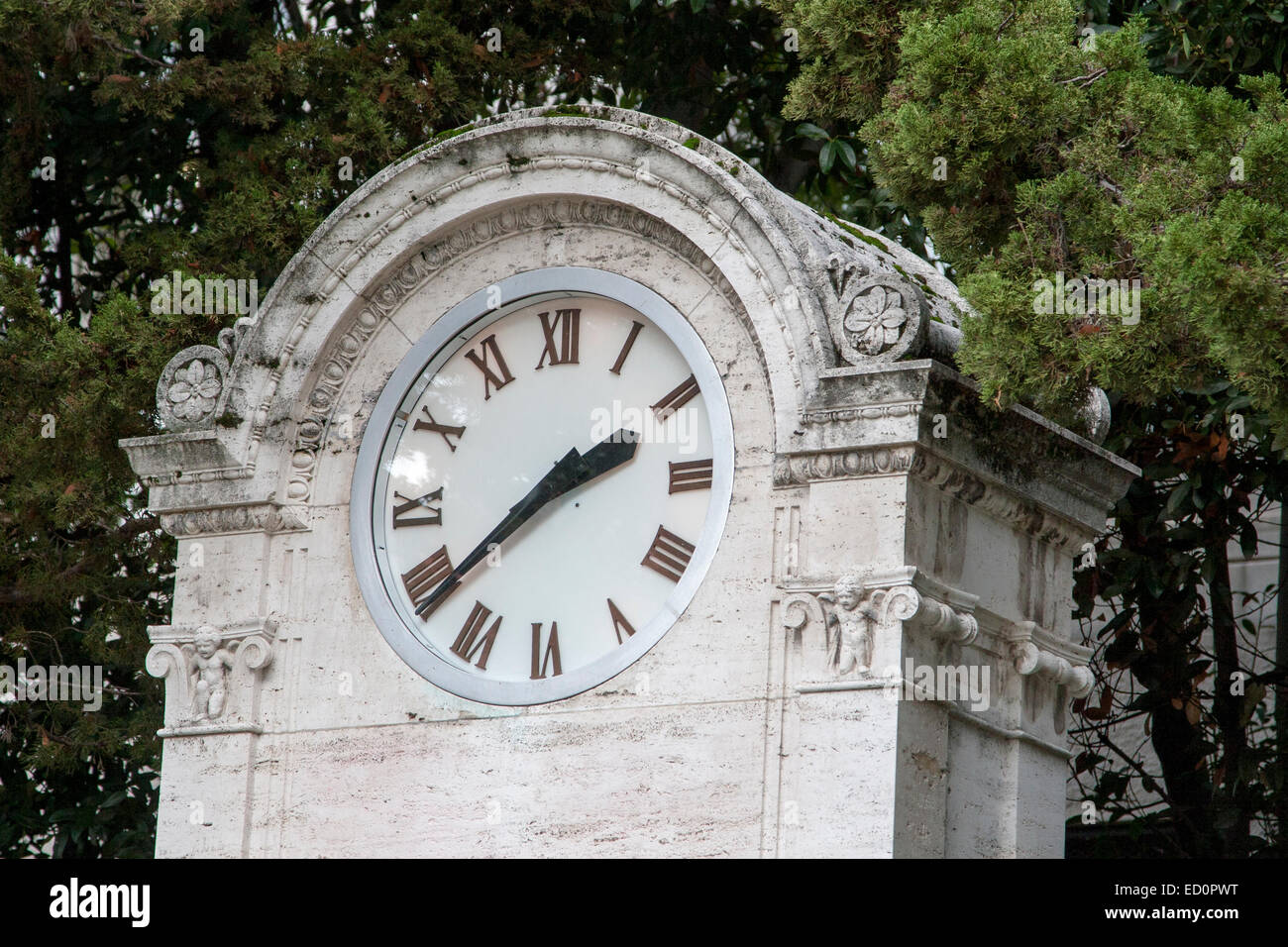 Clock on UC Berkeley campus Stock Photo Alamy