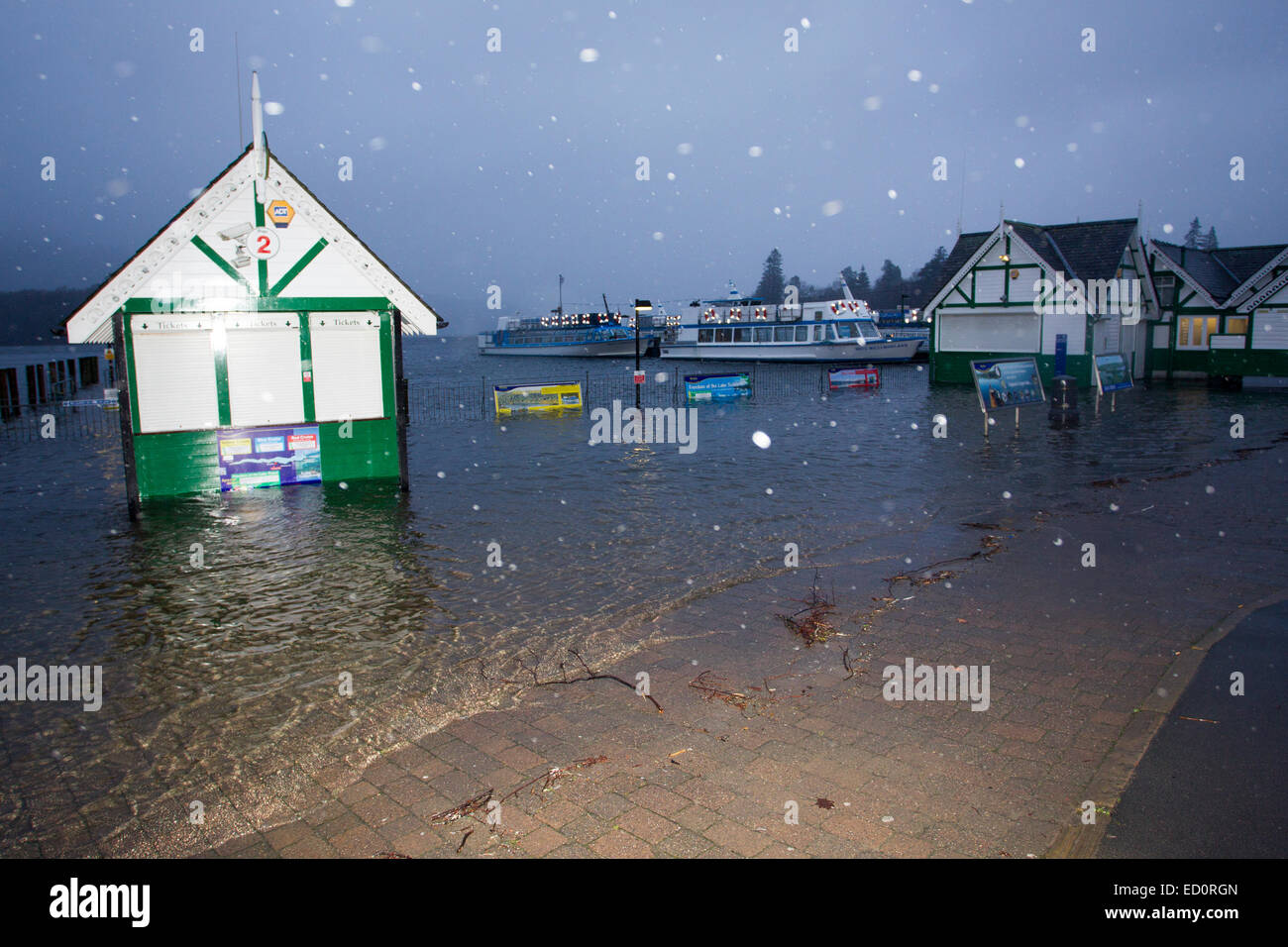 Bowness on Windermere Cumbria UK 23 December 2014 4.00pm UPDATE Lake