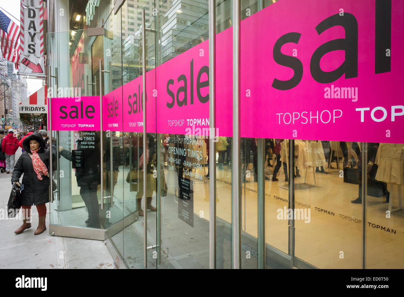 Topshop Sale High Resolution Stock Photography and Images - Alamy