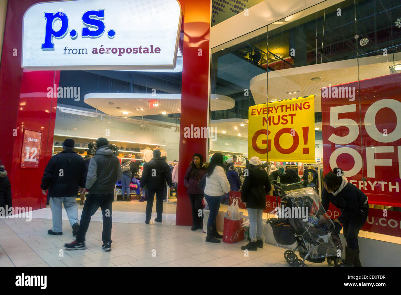 Kohl's department store shopping bags in the Rego Center Mall in Queens in  New York on Saturday, February 18, 2017, 2017. Kohl's is expected to report  its fourth-quarter earnings on February 23rd. (©