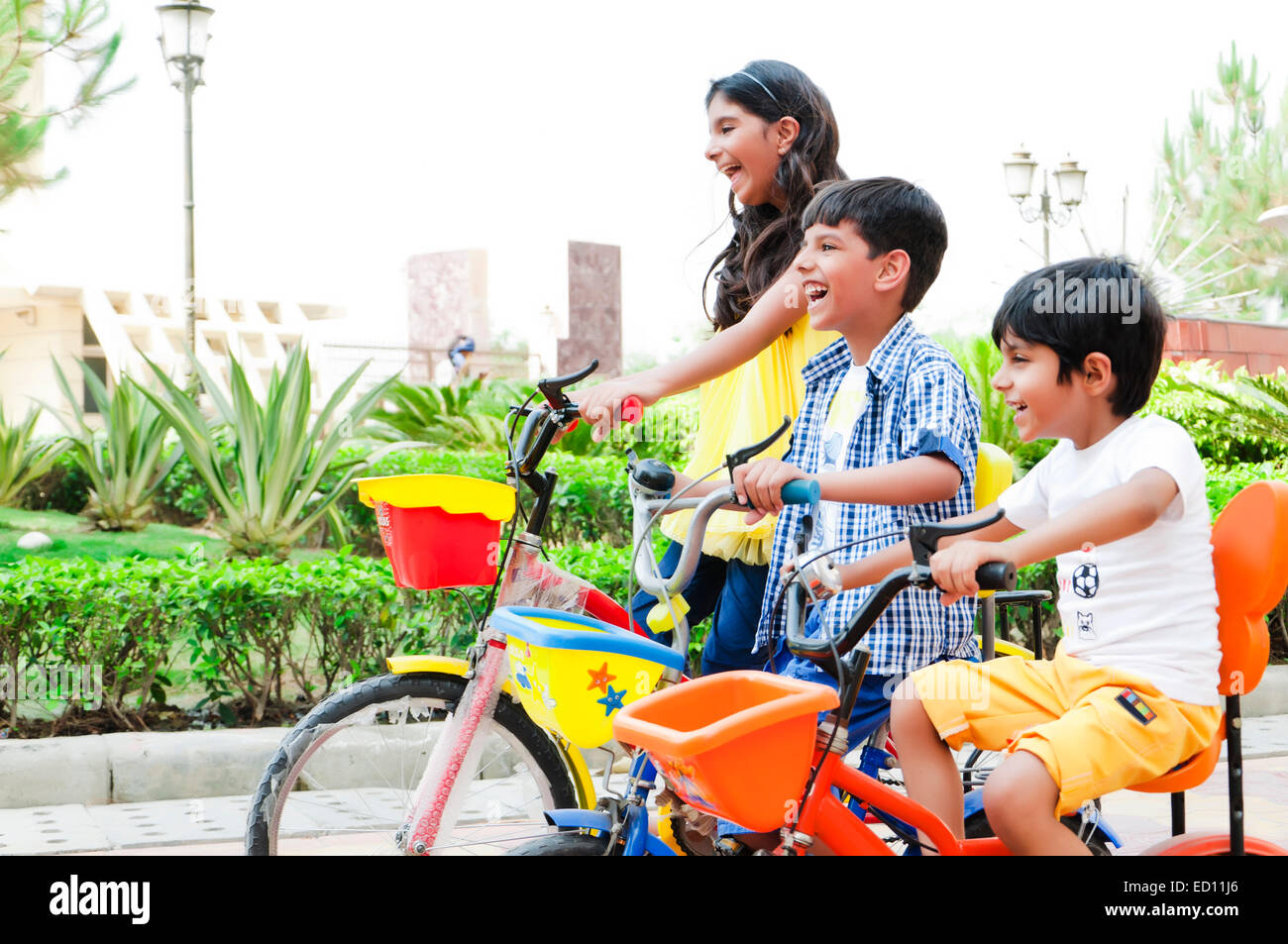 kids riding cycle