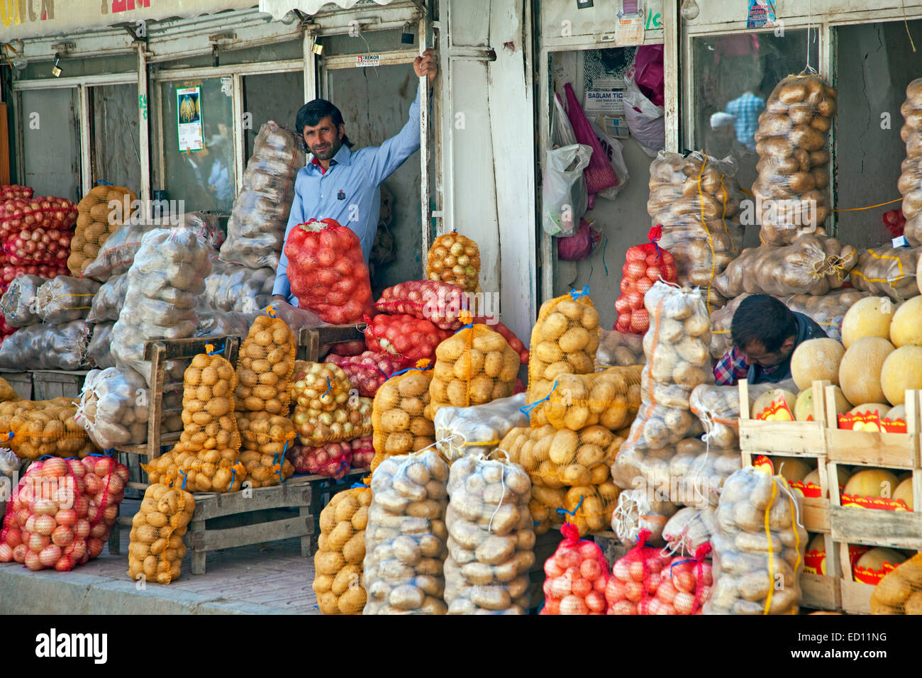 Greengrocer selling potatoes and onions on the street in the city Van, Eastern Turkey Stock Photo