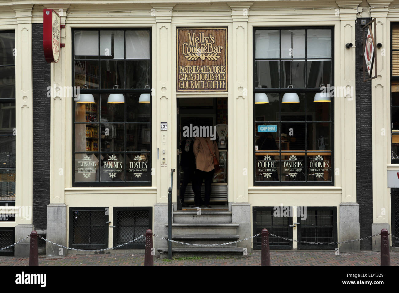 Coffee shop amsterdam hires stock photography and images Alamy