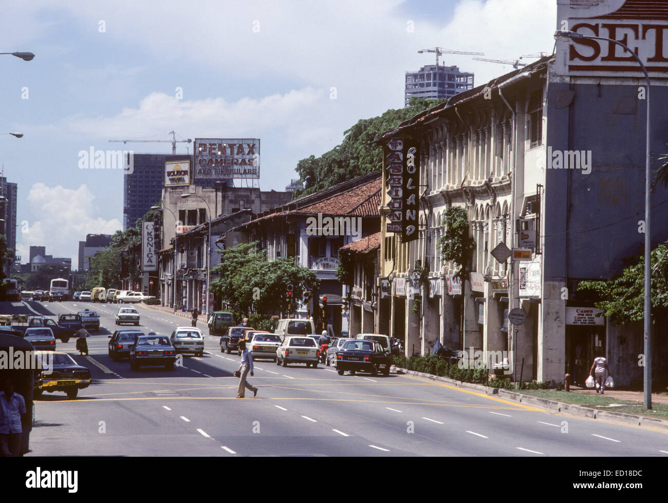 Singapore traffic in orchard road hi-res stock photography and images ...