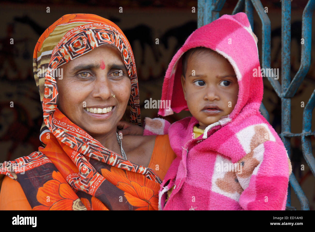 Mother and child of Rathwa tribe, Gujarat, India Stock Photo