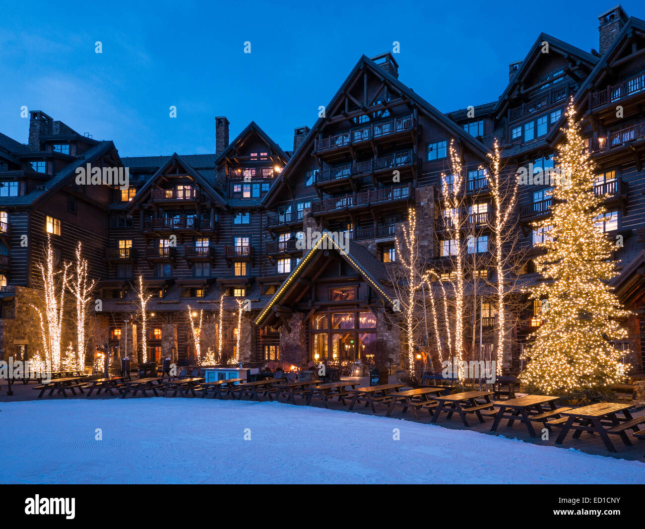 RitzCarlton Bachelor Gulch at dusk, winter, Beaver Creek Resort, Avon