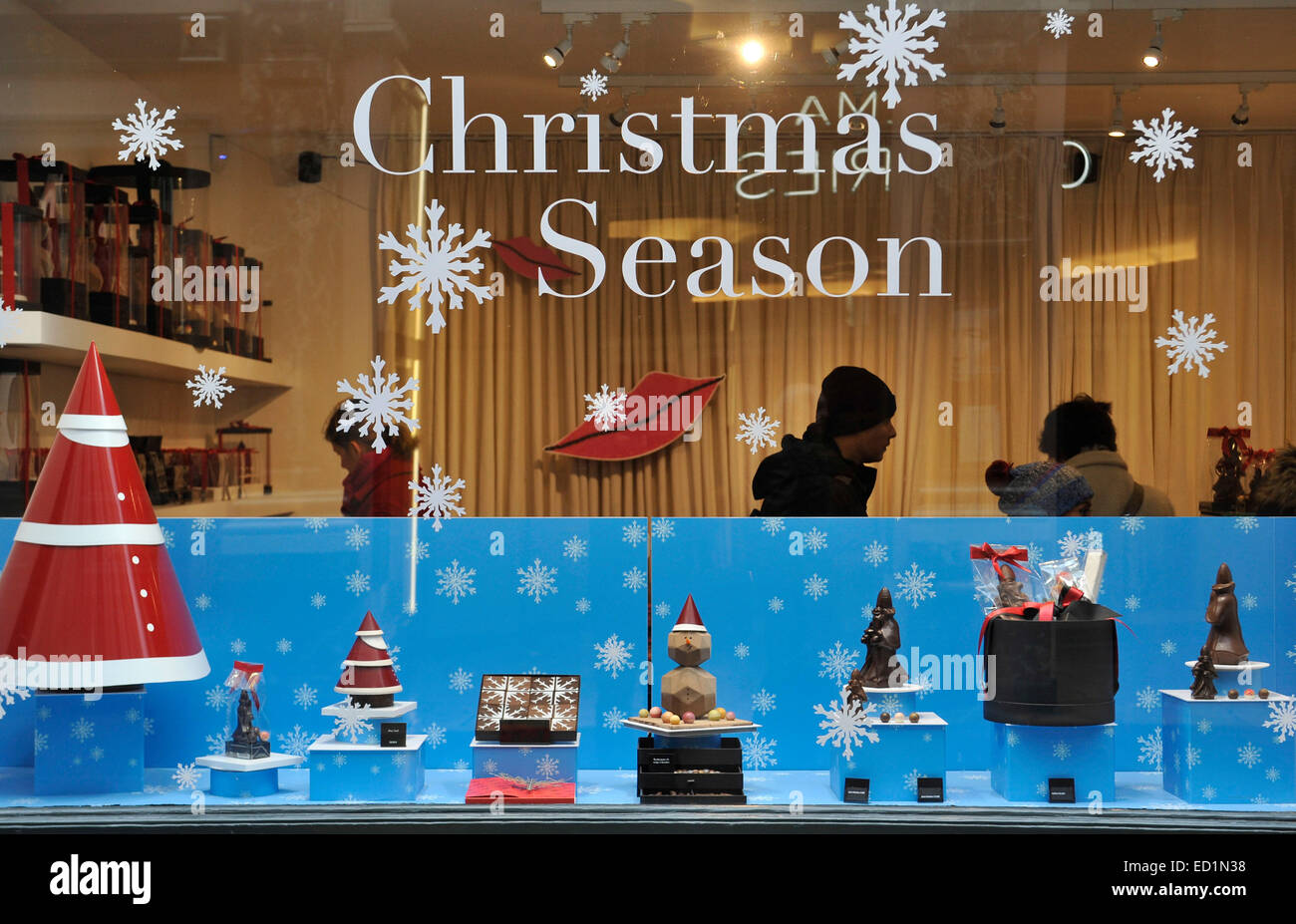 Brussels. 10th Dec, 2014. Photo taken on Dec. 10, 2014 shows chocolate at Pierre Marcolini Chocolate Store in Brussels, Belgium. © Ye Pingfan/Xinhua/Alamy Live News Stock Photo