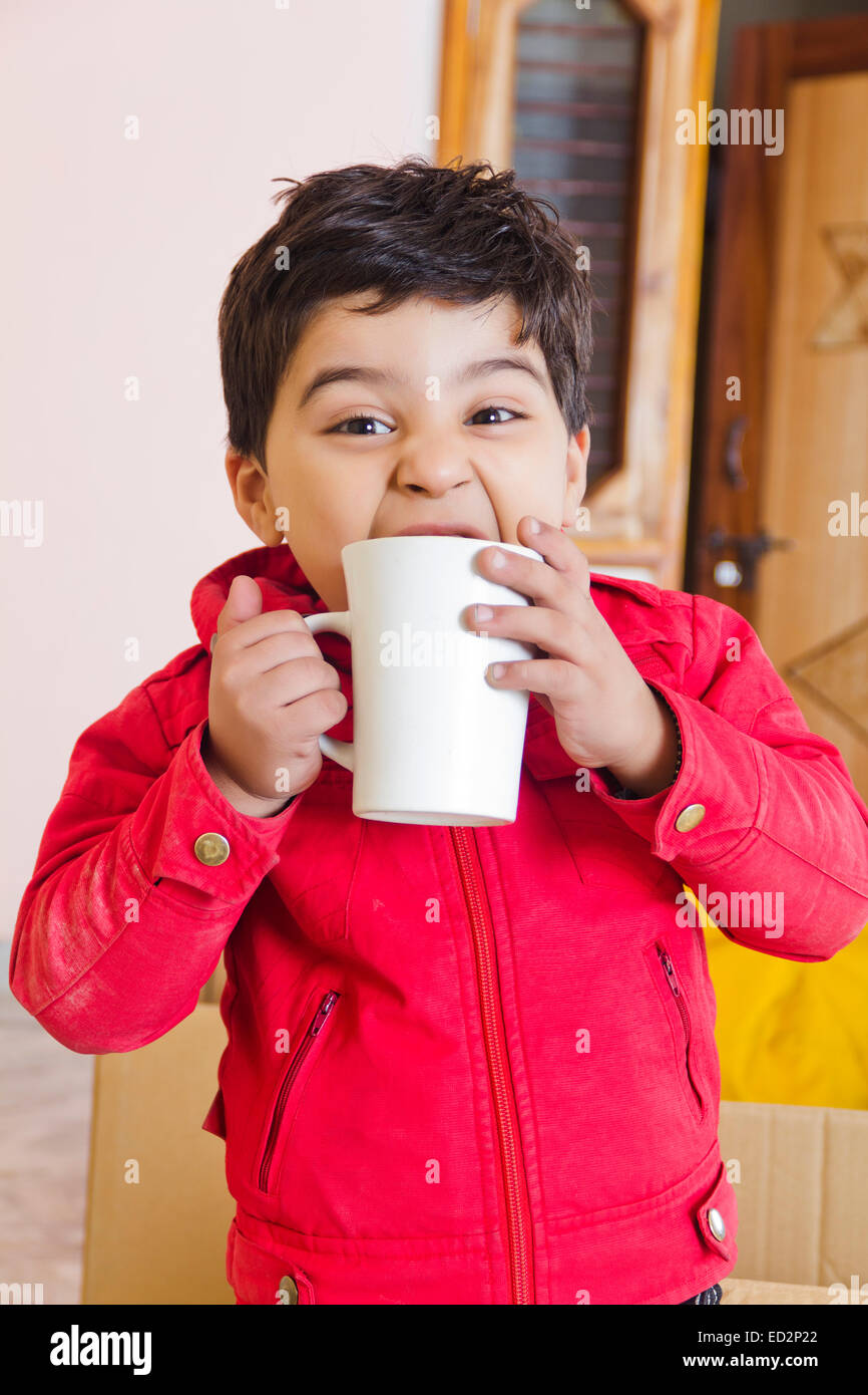1 indian child boy home Drinking milk Stock Photo