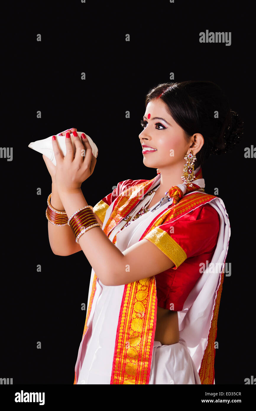 1 South  indian Housewife lady Start Worship Stock Photo