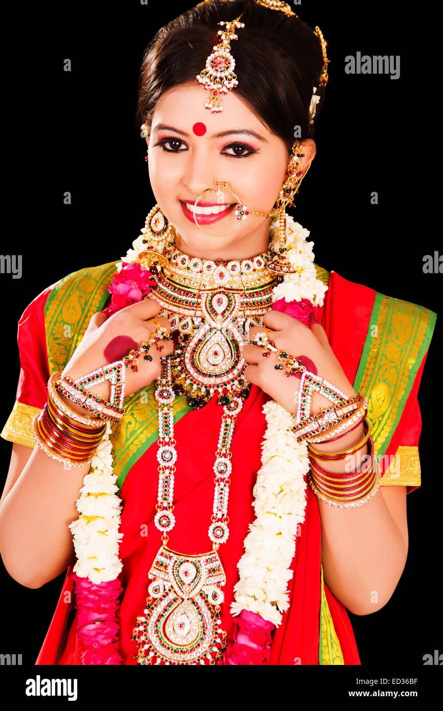 Pin by Preeti Saha on Bengali bride | Bengali bride, Bengali bridal makeup,  Beautiful indian brides