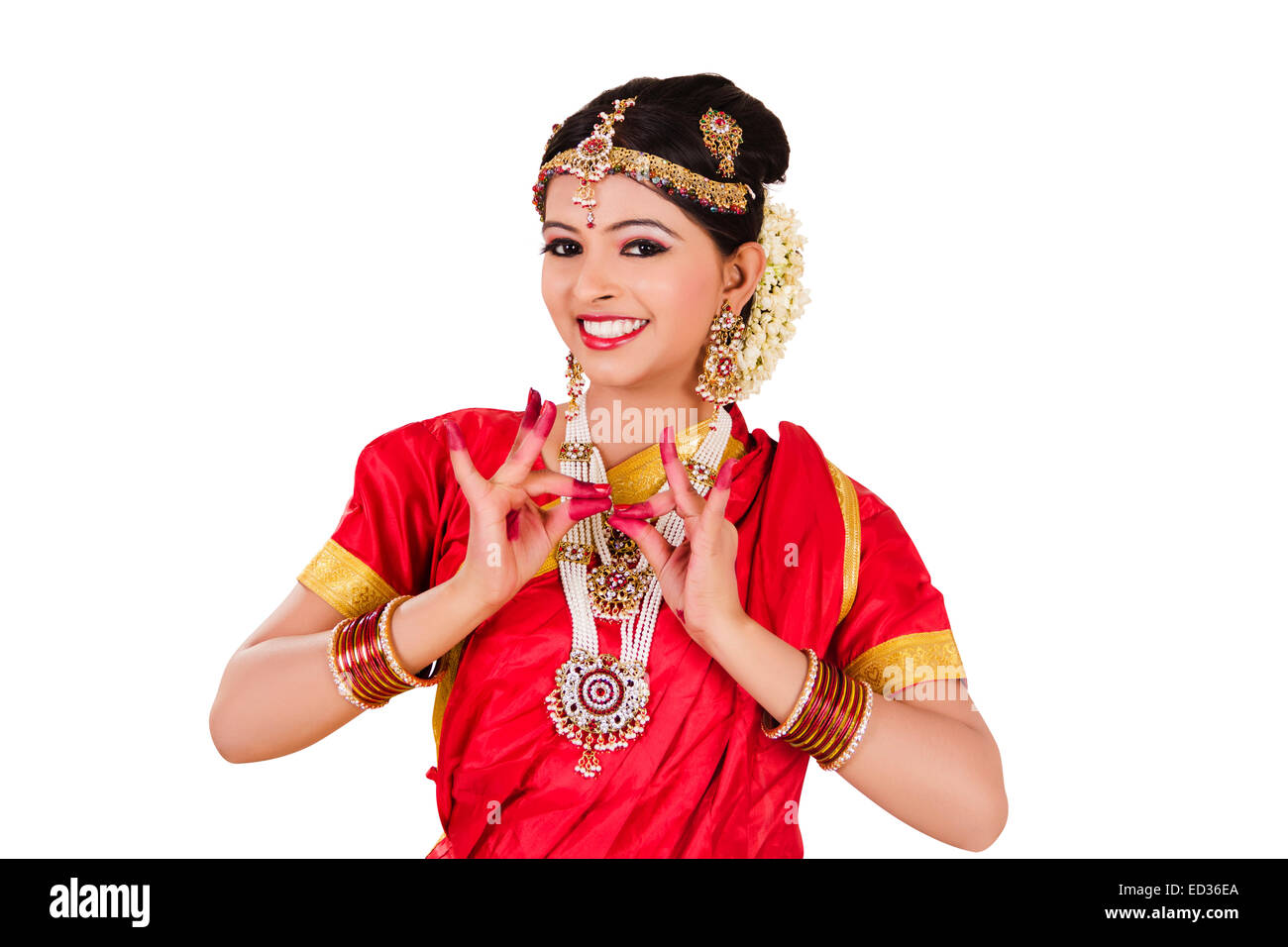 Marathi dance hi-res stock photography and images - Alamy