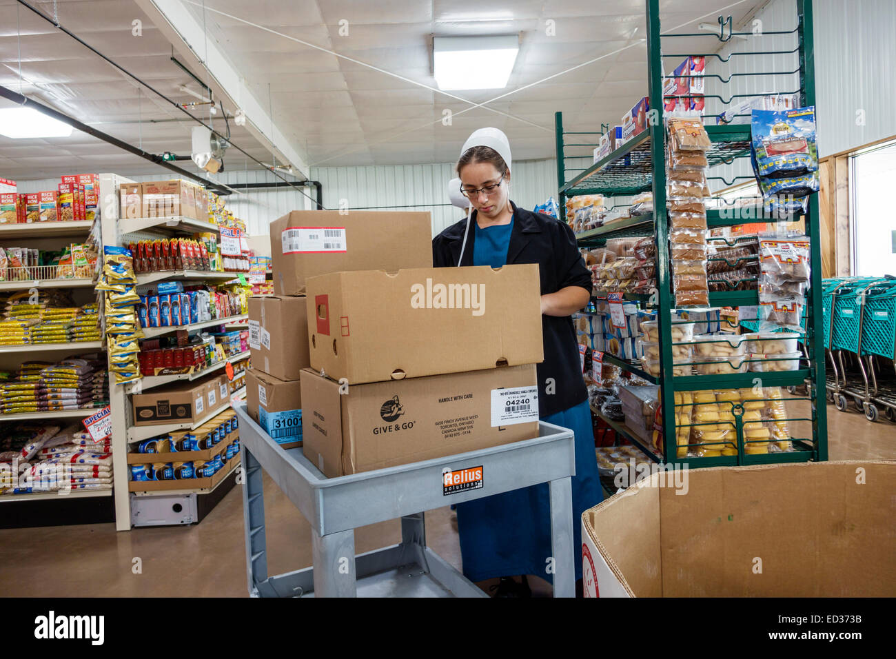 Illinois,Midwest,Arthur,Beachy's Bulk Foods,grocery store,supermarket