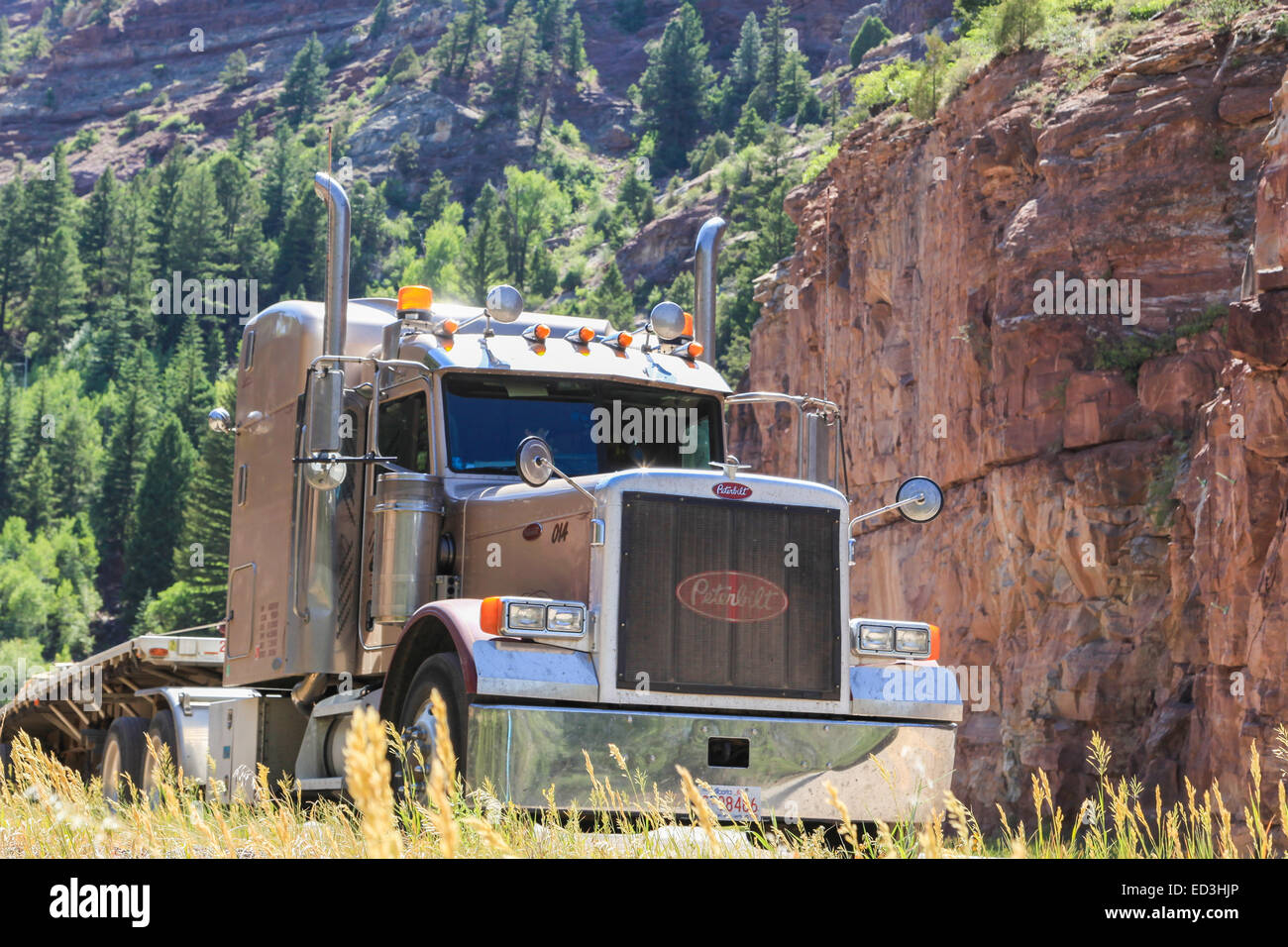 Peterbilt 379 parked near Redstone Colorado with empty trailer Stock Photo